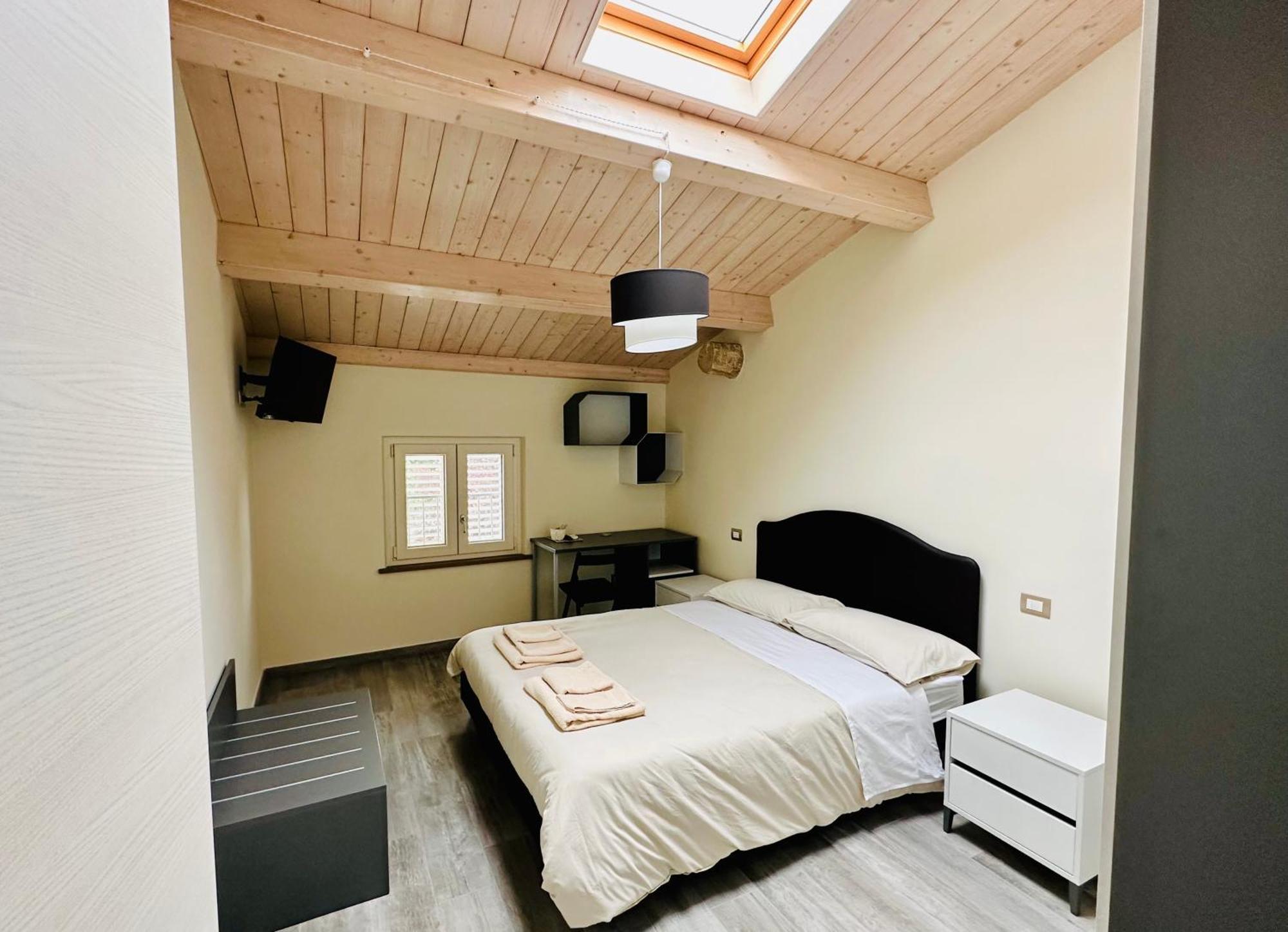 Hotel Locazione Turistica Rania Lucca Exteriér fotografie